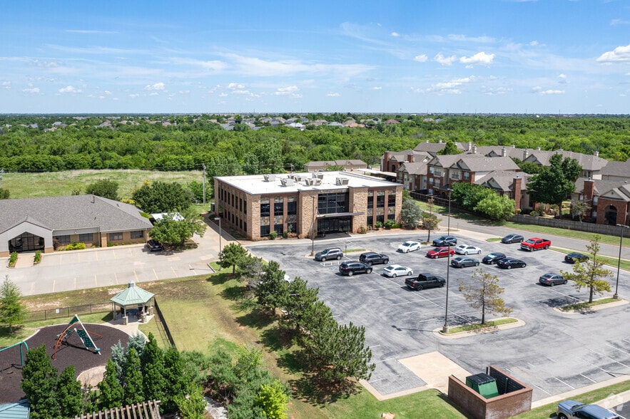 More Photos Of 14001 McAuley Blvd, Oklahoma City Medical For Sale