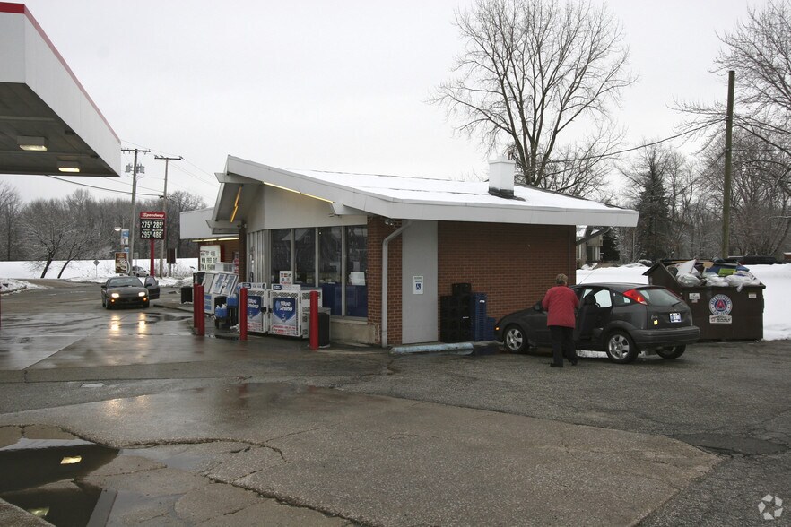 More Photos Of 458 N Calumet Rd, Chesterton General Retail For Sale