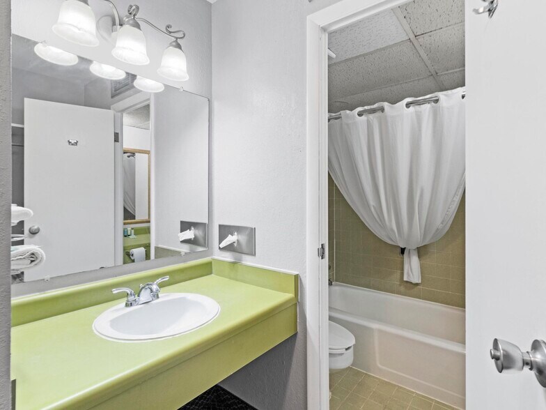 More Photos Of 1020 E US Highway 14-16, Gillette Hotel For Sale