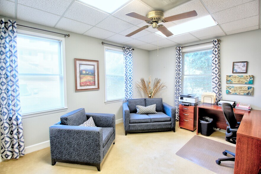 More Photos Of 748-758 Holcomb Bridge Rd, Norcross Office For Sale