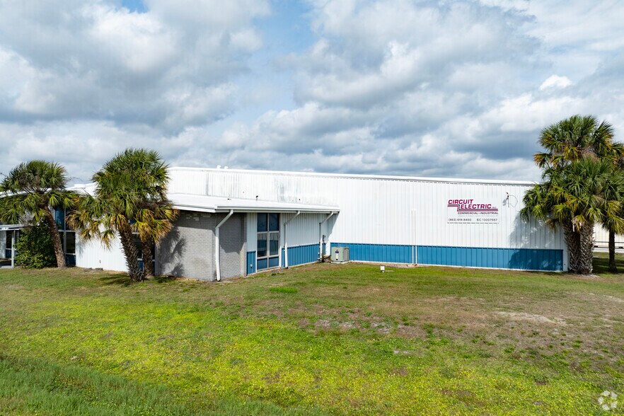 More Photos Of 5115 Frontage Rd N, Lakeland Manufacturing For Sale