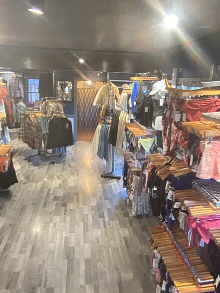 More Photos Of 3542 Lake Tahoe Blvd, South Lake Tahoe Restaurant For Sale