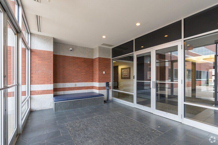 More Photos Of 2 Meridian Blvd, Wyomissing Office For Lease