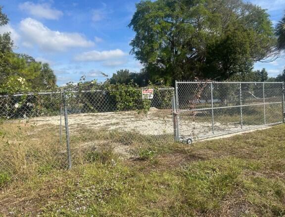 Primary Photo Of 2541 SW 36th St, Fort Lauderdale Land For Sale