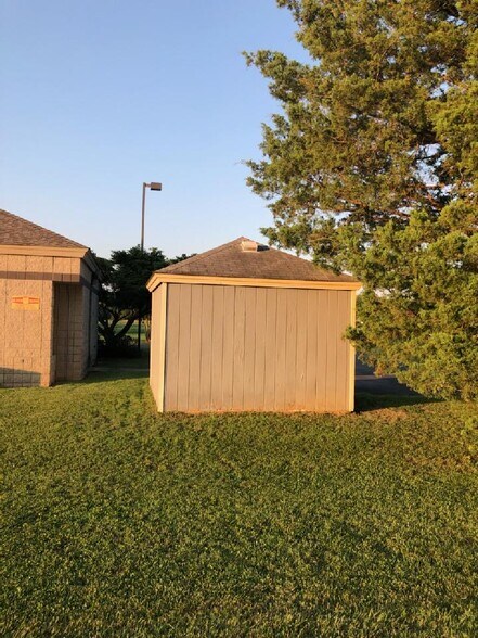 More Photos Of 9506 Hospital Ave, Nassawadox Medical For Sale