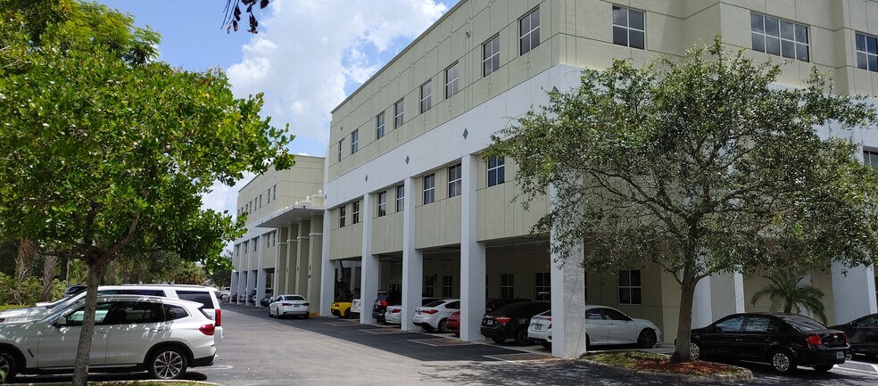 More Photos Of 2901 Coral Hills Dr, Coral Springs Unknown For Lease