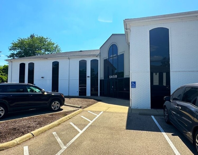 More Photos Of 28 E Rahn Rd, Kettering Unknown For Lease