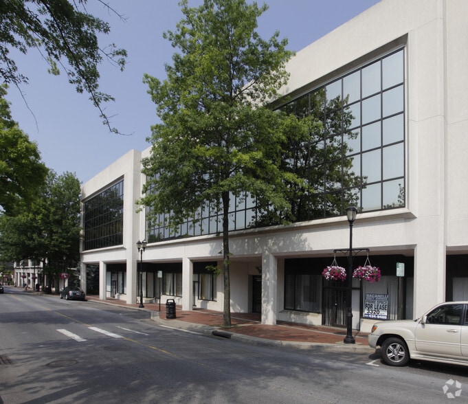 More Photos Of 3 School St, Glen Cove Medical For Lease