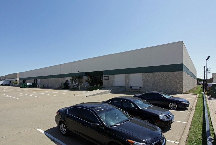 Primary Photo Of 1030-1048 Trend Dr, Carrollton Distribution For Lease