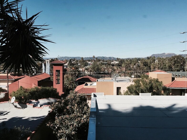 More Photos Of 834 Laguna Ave, Los Angeles Multifamily For Sale