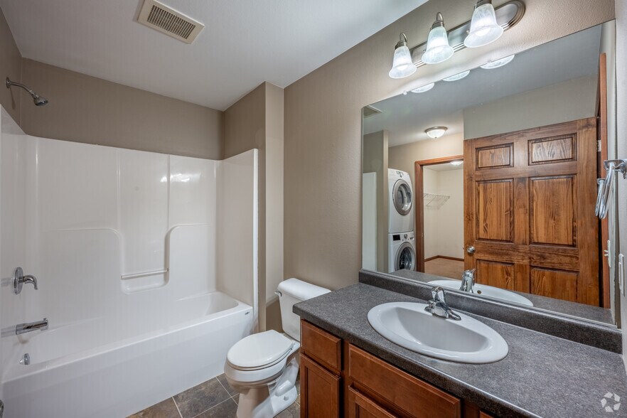 More Photos Of 6395 Prairie Cir S, Eau Claire Apartments For Sale