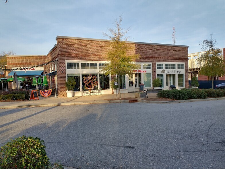 More Photos Of 108 Thomas Green Blvd, Clemson Office For Lease