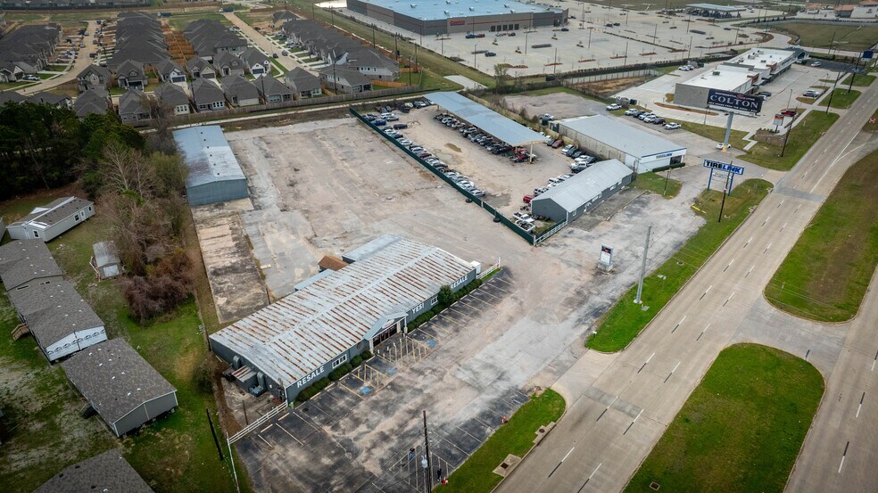 More Photos Of 27210 State Highway 249, Tomball Showroom For Sale