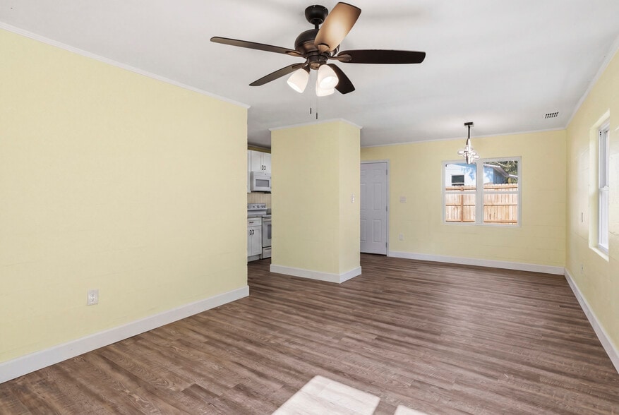 More Photos Of , Tallahassee Multifamily For Sale