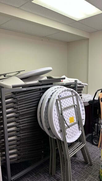 More Photos Of 409 E Marlton Pike, Cherry Hill Office For Lease