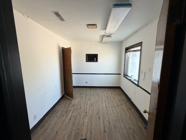More Photos Of 41 Lyon Ave, Kansas City Freestanding For Lease