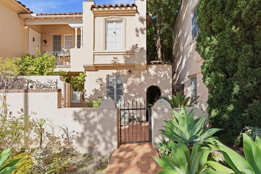 More Photos Of 1232 Smithwood Dr, Los Angeles Apartments For Sale
