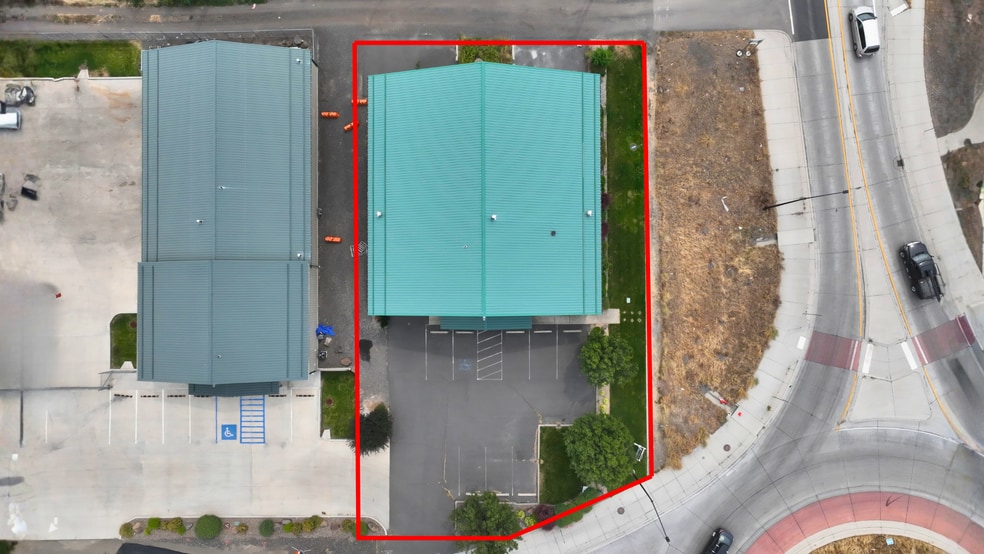 More Photos Of 3606 E Wellesley Ave, Spokane Service For Lease
