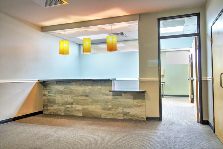 More Photos Of 1044 S 88th St, Louisville Office For Sale