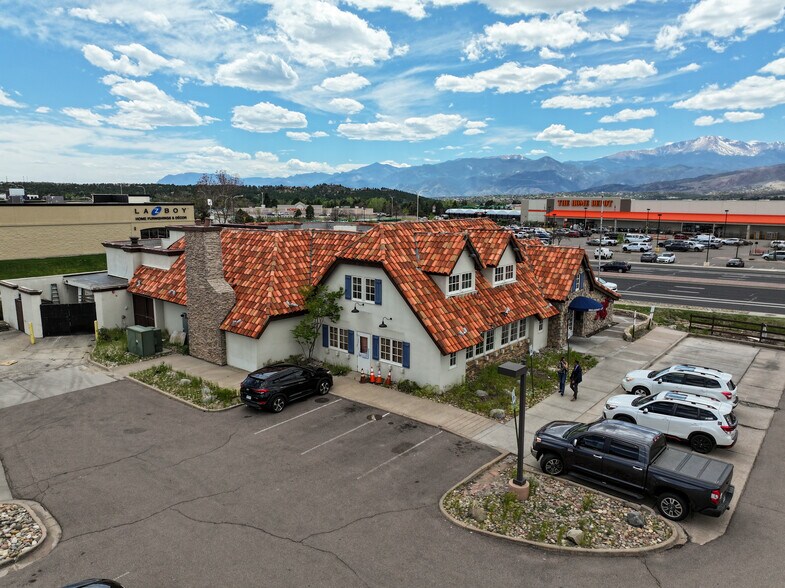 More Photos Of 7133 N Academy Blvd, Colorado Springs Restaurant For Lease