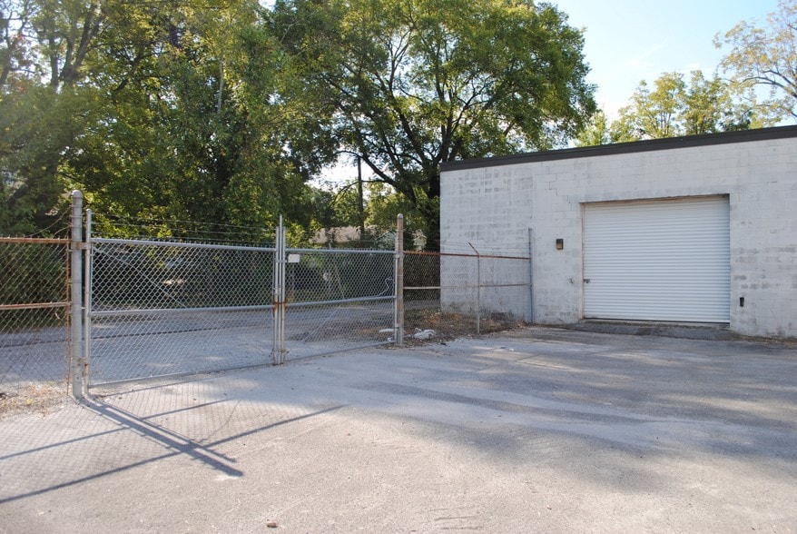 More Photos Of 3006 Dodds Ave, Chattanooga Light Manufacturing For Sale