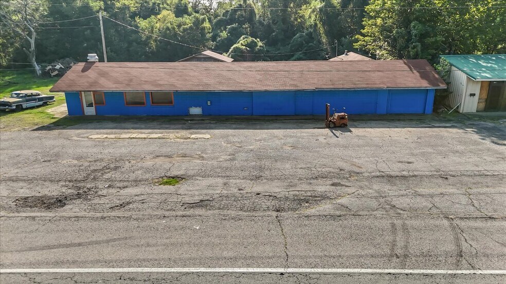 Primary Photo Of 2701 Pocola blvd, Pocola Industrial For Sale