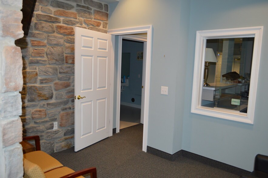 More Photos Of 66 N Main St, Sellersville Medical For Sale