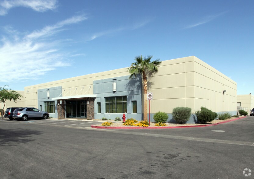 More Photos Of 110 Corporate Park Dr, Henderson Warehouse For Lease