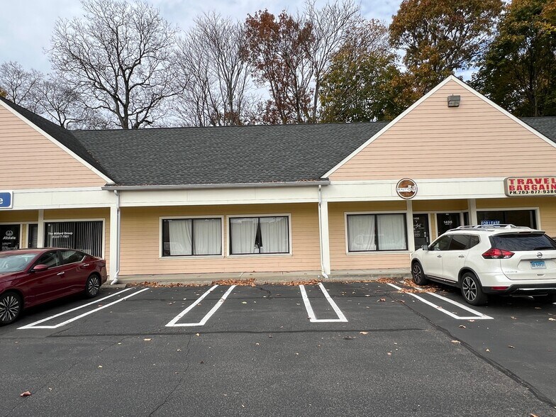 More Photos Of 1496 Boston Post Rd, Milford Storefront Retail Office For Lease