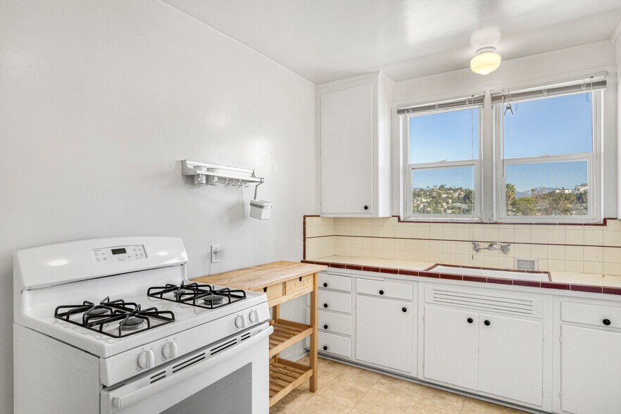 More Photos Of 1437 Lucile Ave, Los Angeles Multifamily For Sale