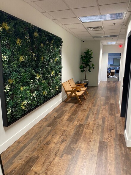 More Photos Of 9 Iron Bridge Dr, Collegeville Warehouse For Lease