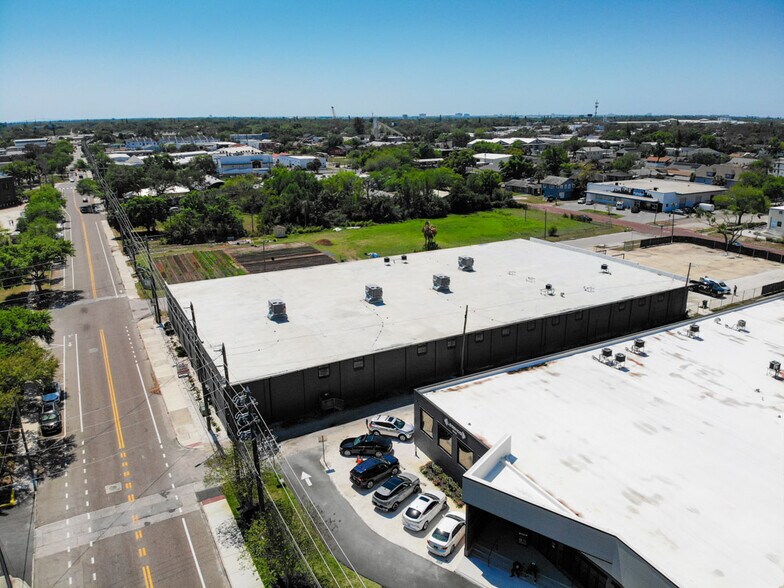 More Photos Of 2233 3rd Ave S, Saint Petersburg Warehouse For Lease
