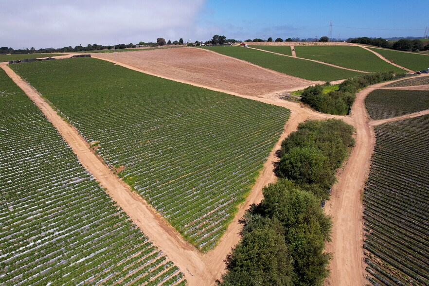 More Photos Of Blackie Rd, Prunedale Land For Sale