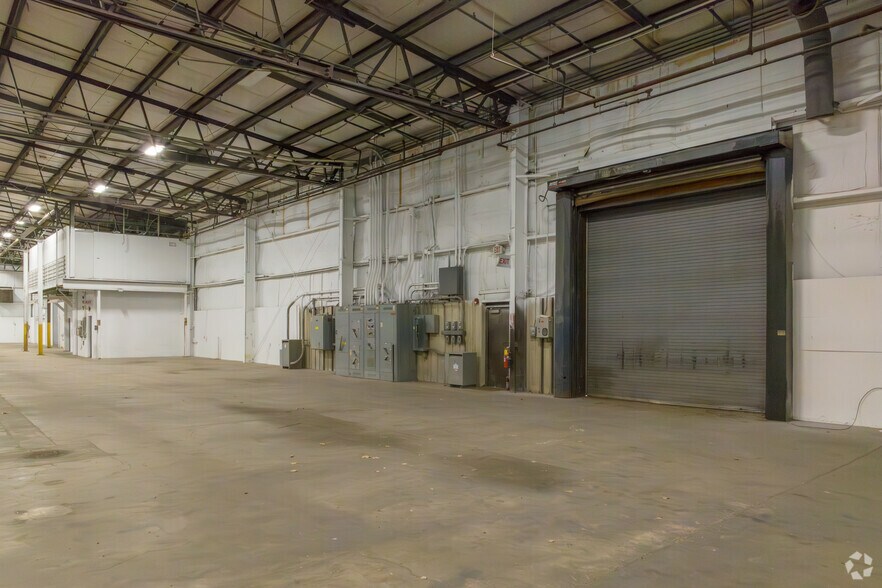 More Photos Of 8400 Ronda Dr, Canton Unknown For Lease