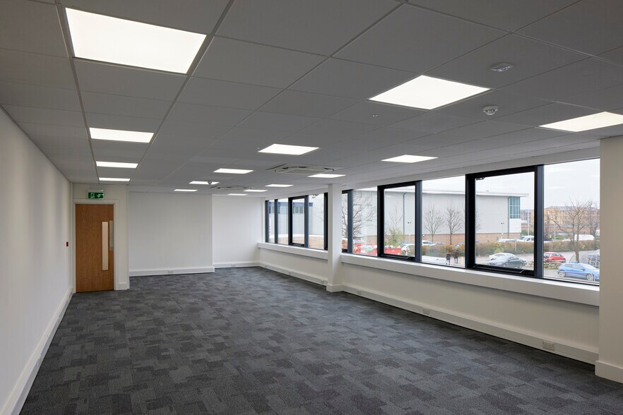 More Photos Of Unit 2 Prologis Park, Hook Rise South, Surbiton Warehouse For Lease