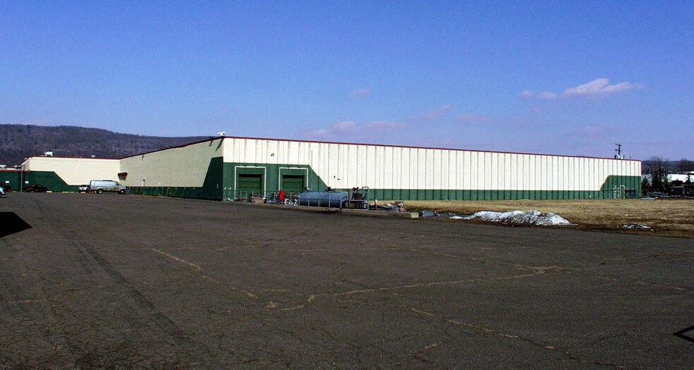 More Photos Of 4th & Pacific Ave @ Pacific Ave, West Pittston Warehouse For Sale