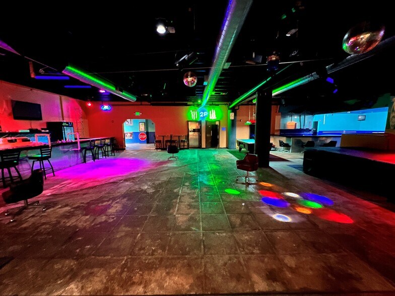 More Photos Of 95 Lake St, Gilford General Retail For Sale