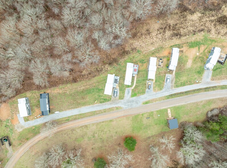 More Photos Of 177 Roper Rd, Copperhill Specialty For Sale