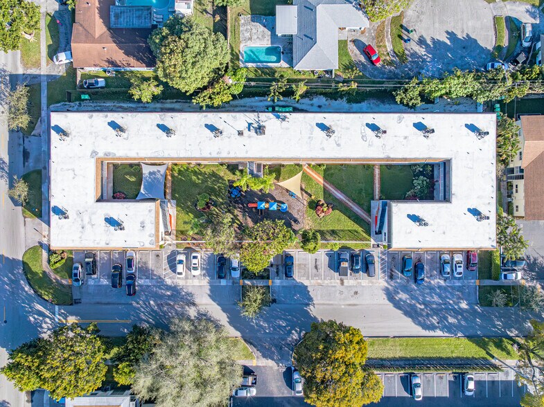 More Photos Of 5971 NW 17th Pl, Sunrise Apartments For Sale