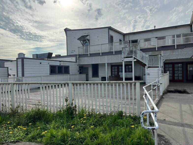 More Photos Of 39301 S US Hwy 1, Gualala Hotel For Sale