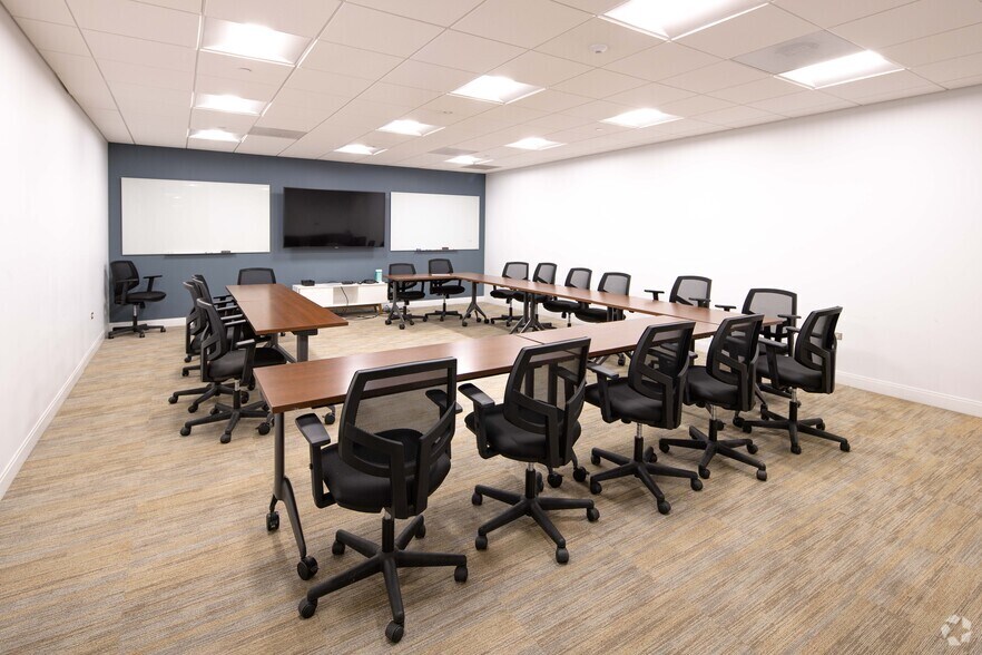 More Photos Of 100 N Field Dr, Lake Forest Unknown For Lease