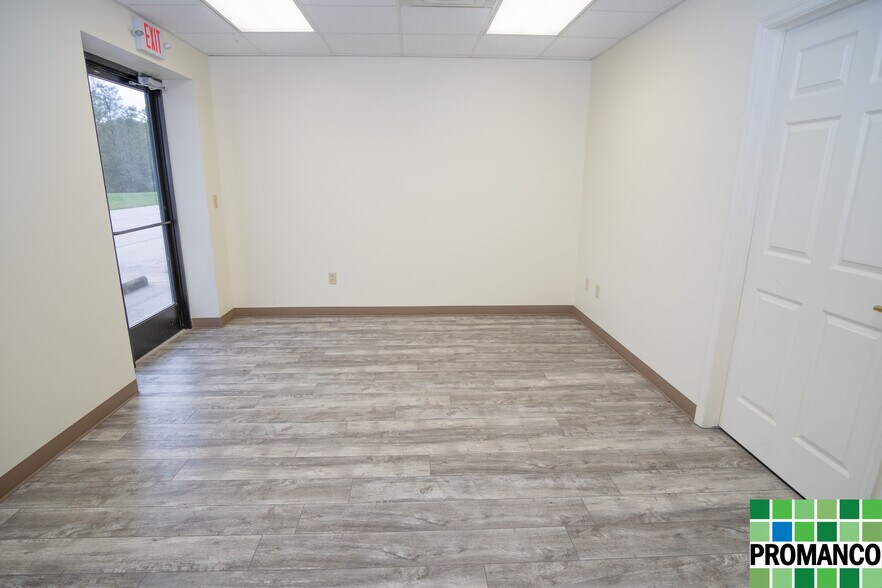 More Photos Of 111 Industry Rd, Marietta Light Distribution For Lease