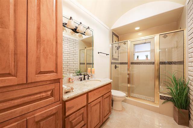 More Photos Of 1863 B Mangana-Hein Rd, Laredo Specialty For Sale