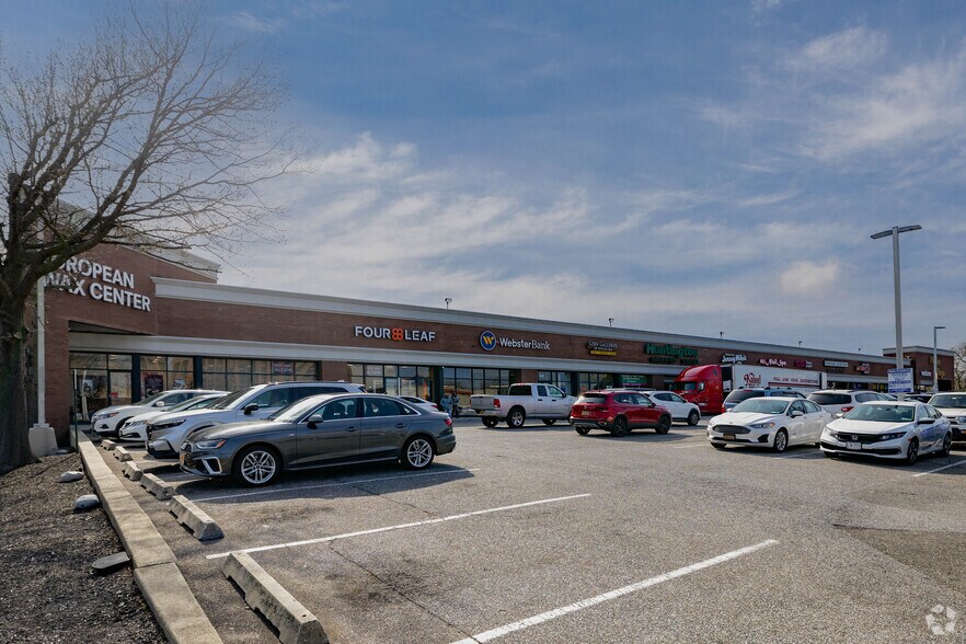 More Photos Of 603-693 Sunrise Hwy, Lynbrook General Retail For Lease