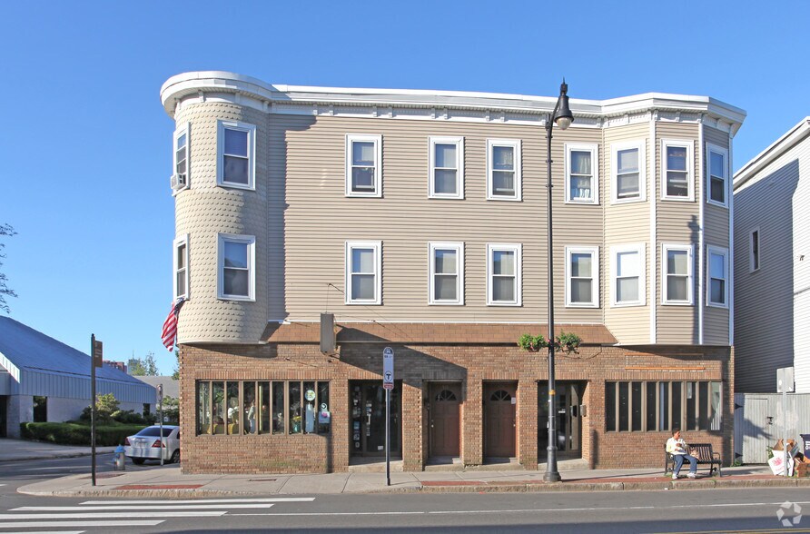 More Photos Of 716-722 Cambridge St, Cambridge Storefront Retail Residential For Lease