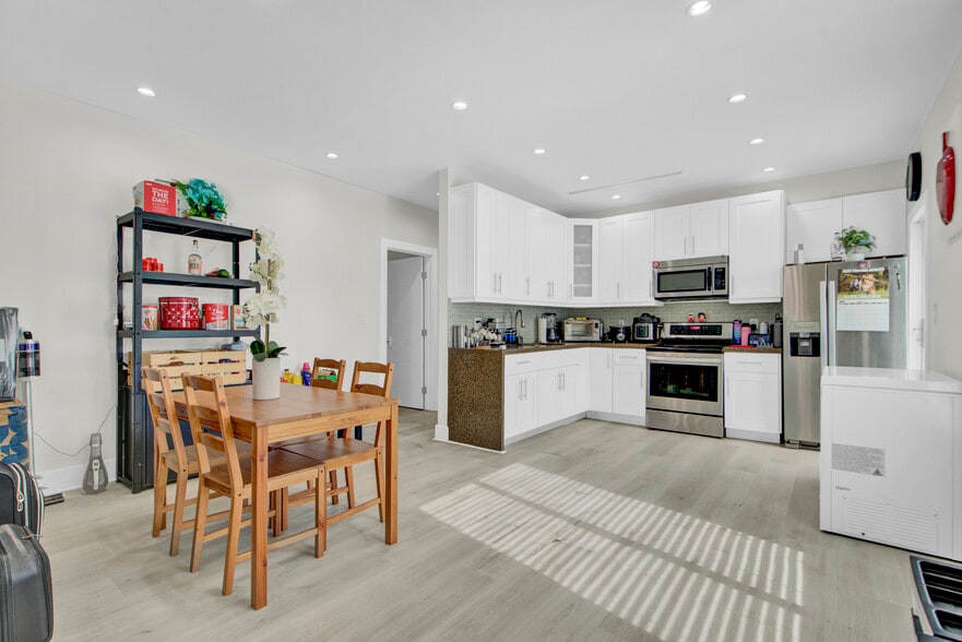 More Photos Of 2900 SW 4th St, Miami Apartments For Sale