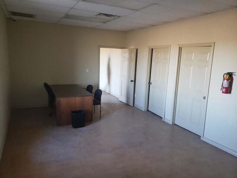 More Photos Of 2619 FM 3033, Stanton Warehouse For Lease