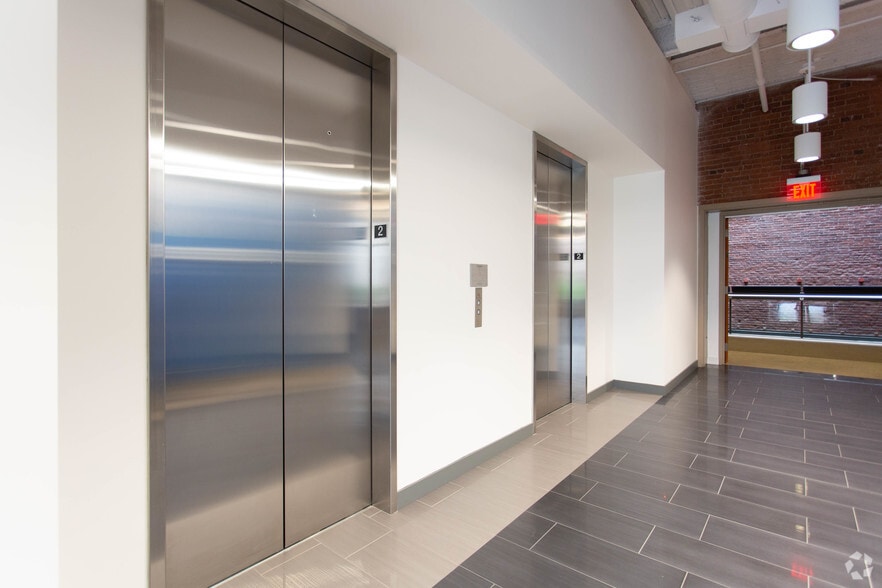 More Photos Of 179 Lincoln St, Boston Office For Sale