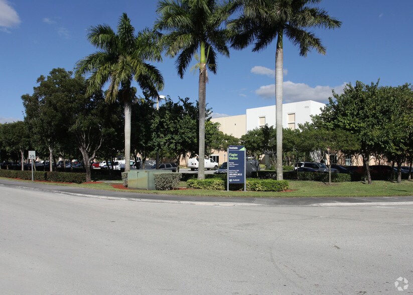 More Photos Of 9701 NW 112 Ave, Medley Distribution For Lease