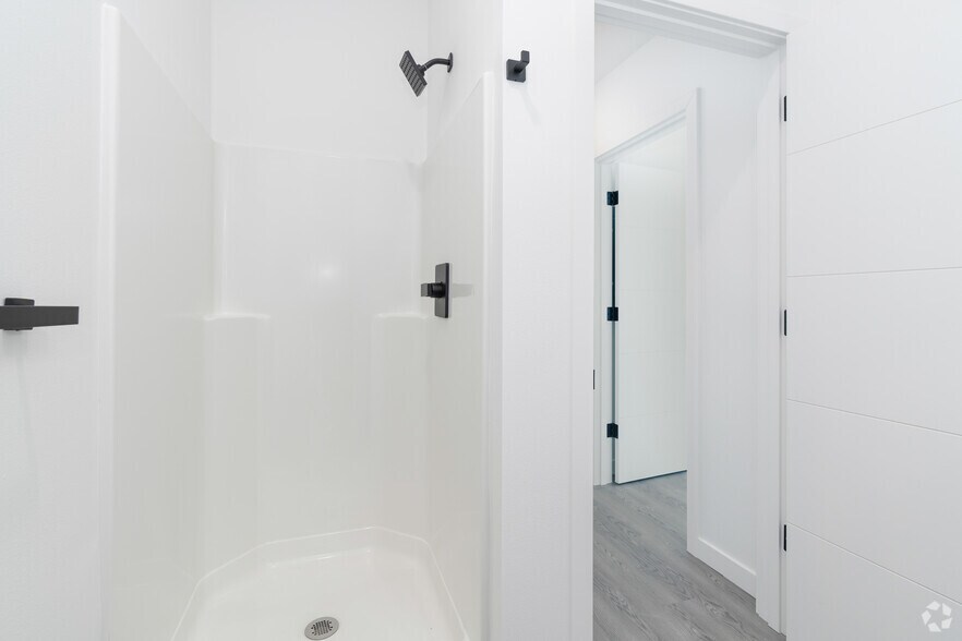 More Photos Of 3727-3755 S Hood Ave, Portland Apartments For Sale